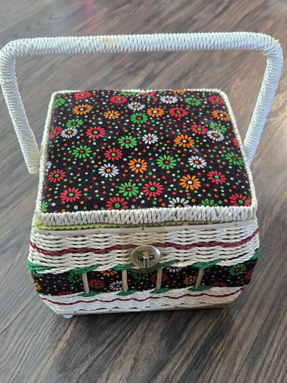 Vintage 1970s Retro Wicker & Padded Fabric Top Sewing Basket